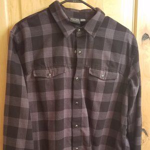 Men's Black and Grey Plaid Casual Button Down - Size Large